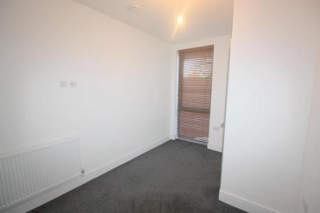 Bedroom 2a.jpg