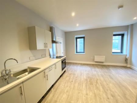 Lounge/ Kitchen Bedroom