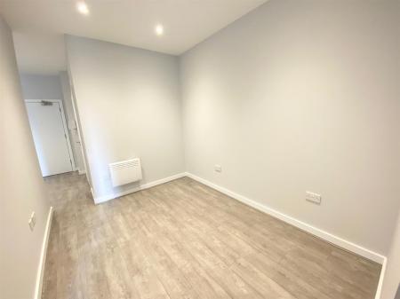 Plus Room