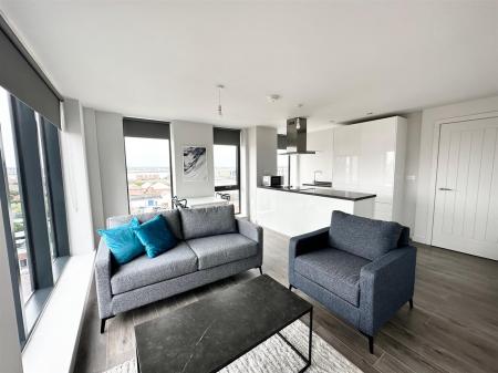 Open Plan Lounge Kitchen