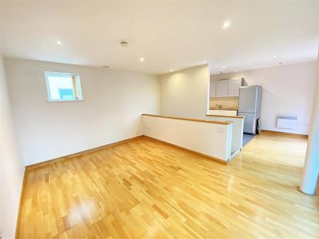 Open Plan Lounge Kitchen