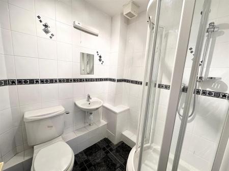 Ensuite Shower Room