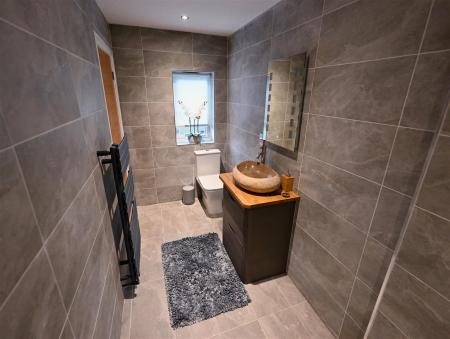 En-suite shower room