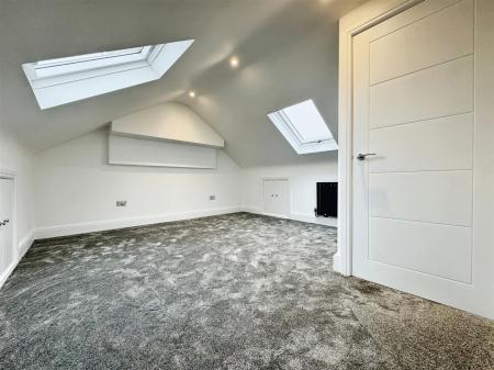 Bedroom 4 (2)
