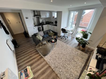 Open Plan Lounge Kitchen