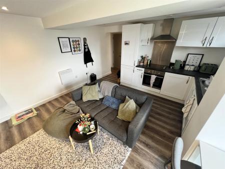 Open Plan Lounge Kitchen