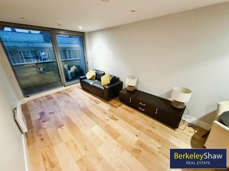 Open Plan Lounge Kitchen