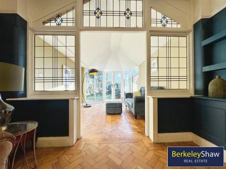 Sitting room to family room