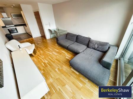 Lounge Kitchen