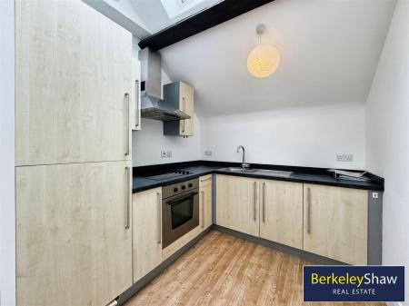 Kitchen (2)