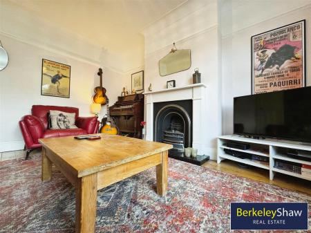 Sitting room (2)