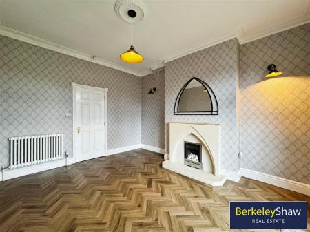 Sitting room (2)