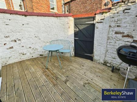 Rear yard (2)