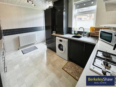 Kitchen (2)
