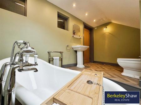 Bathroom (2)
