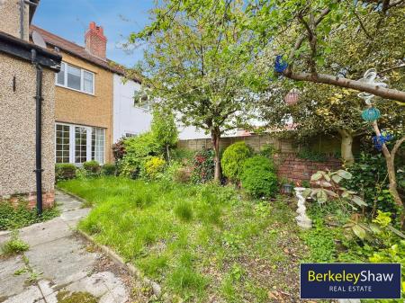 Rear garden (2)