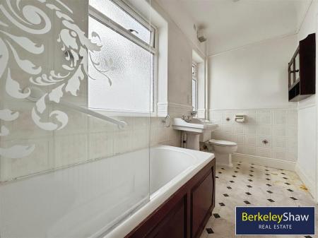 Bathroom (2)