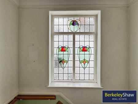 Landing feature window