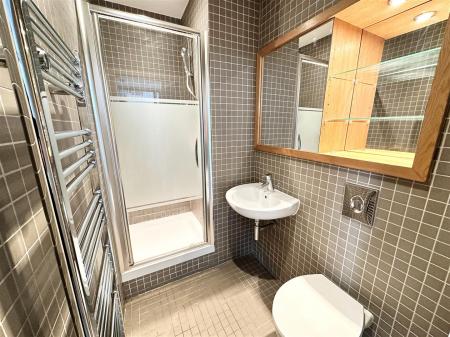 Ensuite SHower Room