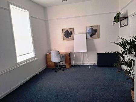 Office 1.jpg