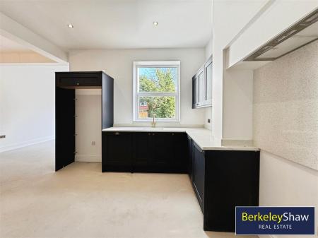 Kitchen diner (2)