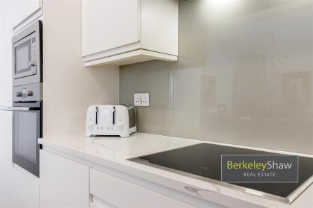 Kitchen (2)