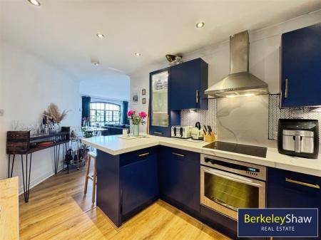 Kitchen (2)