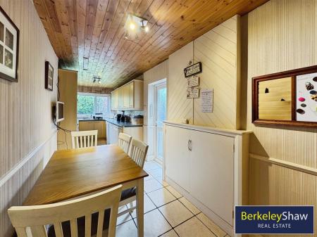Kitchen diner