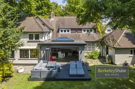 Sycamore Avenue Crosby L23