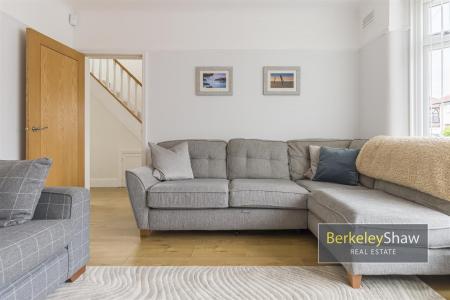 Thornfield Road Thornton L23