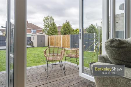 Thornfield Road Thornton L23