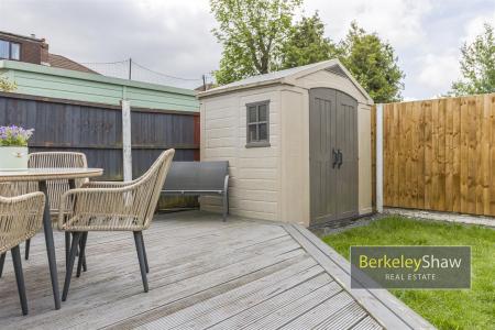 Thornfield Road Thornton L23