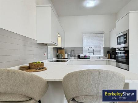 Kitchen (2)