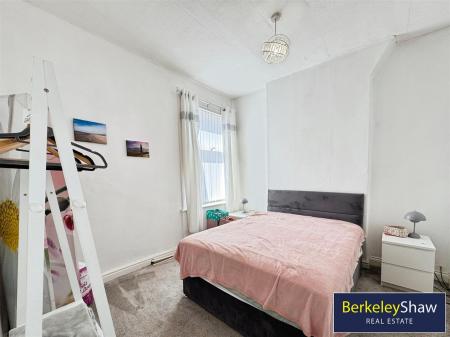 Glendower Road, Waterloo
