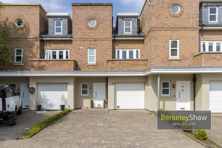 25 The Hamptons Formby L373JQ 049.jpg