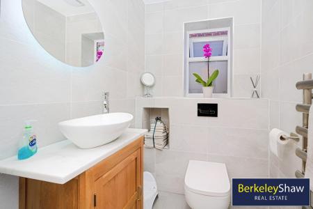 Stoneleigh Park, Thornton