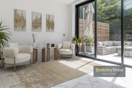 Sitting Area