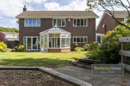 26 Stapleton Road Formby L372YN 053.jpg