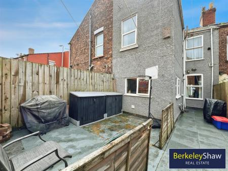 Penrhyn Avenue, L21