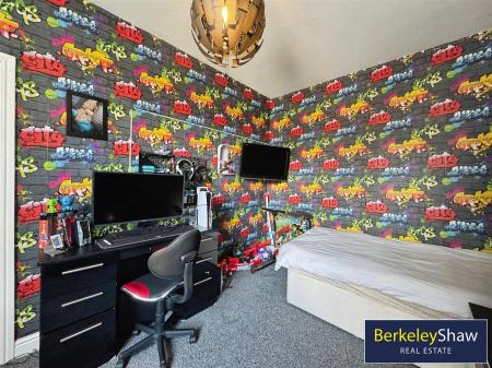 Penrhyn Avenue, L21