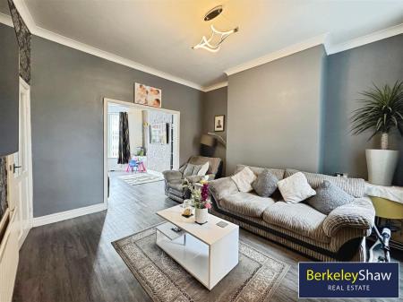 Penrhyn Avenue, L21