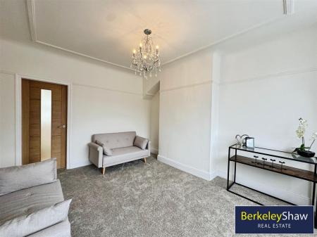 Living room (2)