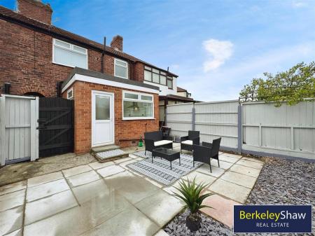 Rear garden (2)