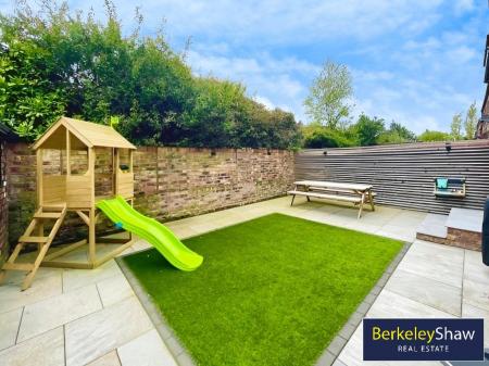 Rear garden (2)