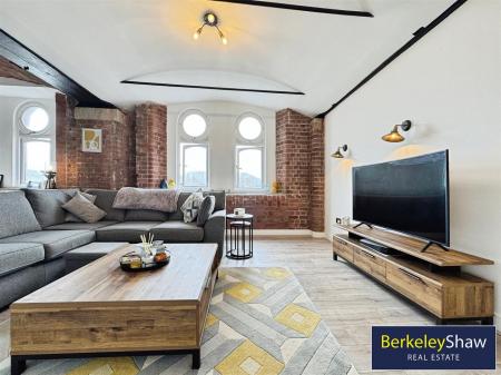 Living area (2)