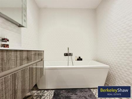 Bathroom (2)