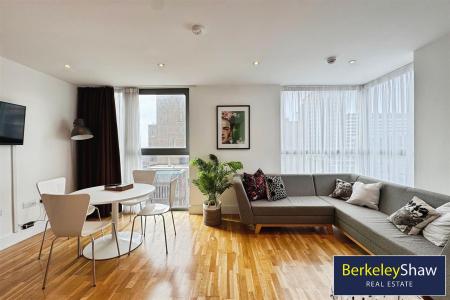 Open plan kitchen diner/living area