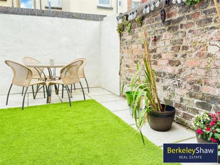 b768378d--4B42-AACB-A89C38BA58CB-31321-0000051DB74