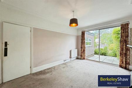 Living room (2)