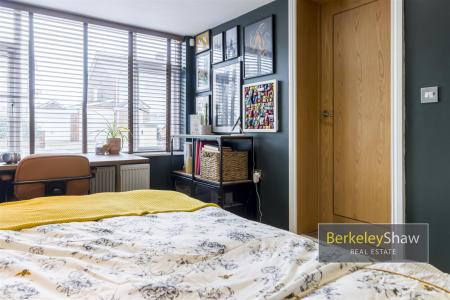 3rd Bedroom/study (2)